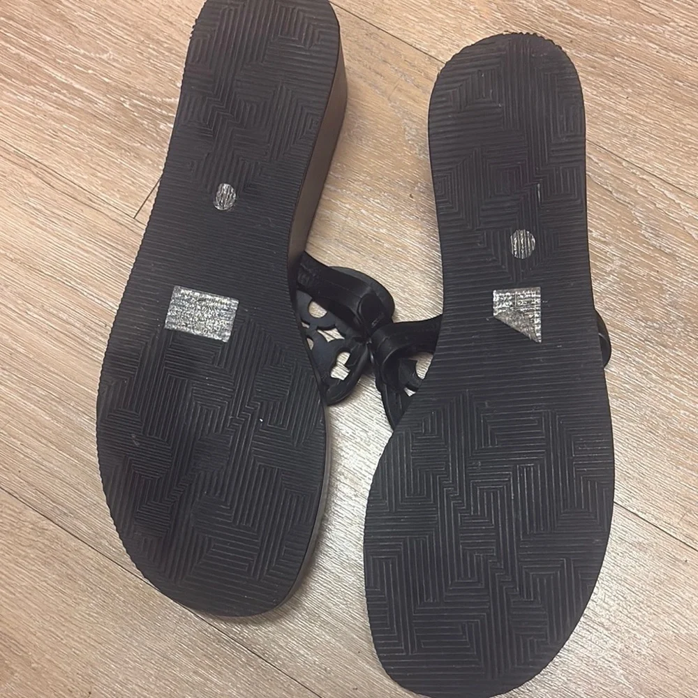 Tory Burch Black Logo Thong Sandals *13M*